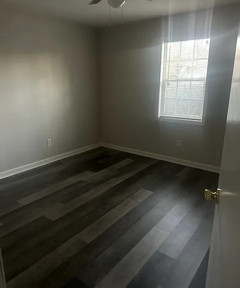 426 W Cherry St #426 — Photo 4