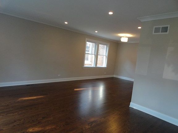4th image of 3033 N 77th Ct #1