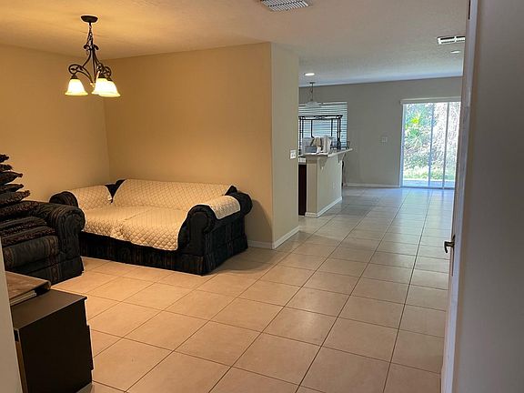 3rd image of 3615 Caruso Pl