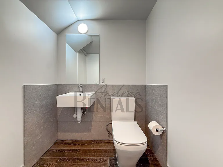 2747 San Pablo Ave #216 — Photo 8