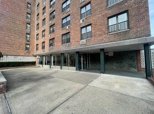 66-25 103rd St #1H, Forest Hills, NY 11375