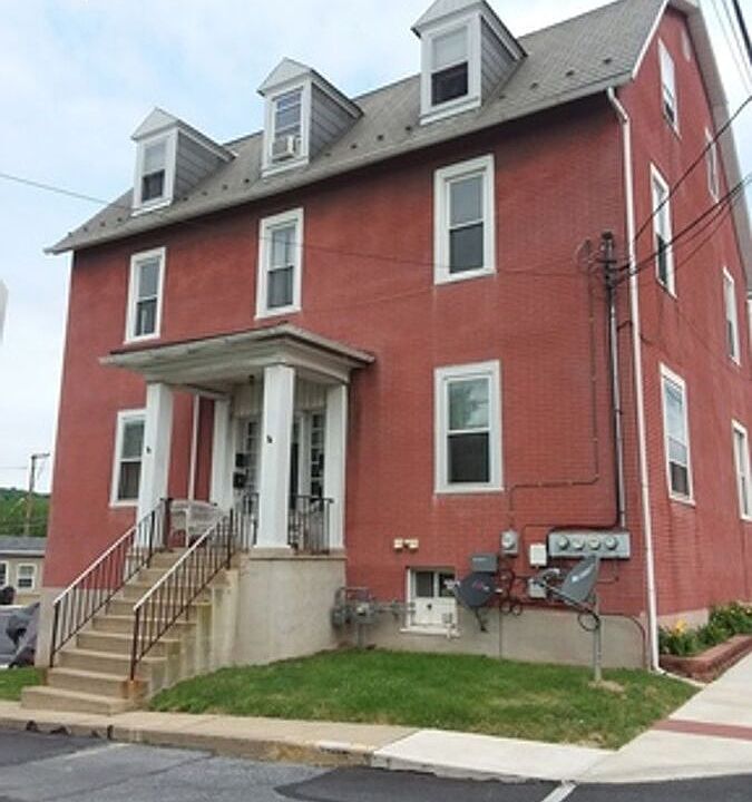 1st image of 2136 Washington Ave APT 5