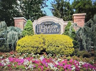 8 Redspire Dr, Union, NJ 07083