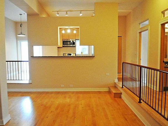 2nd image of 2300 S Central Ave APT 16