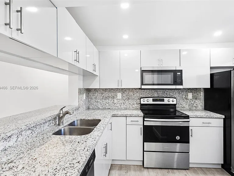 10145 NW 9th Street Cir #101 — Photo 1