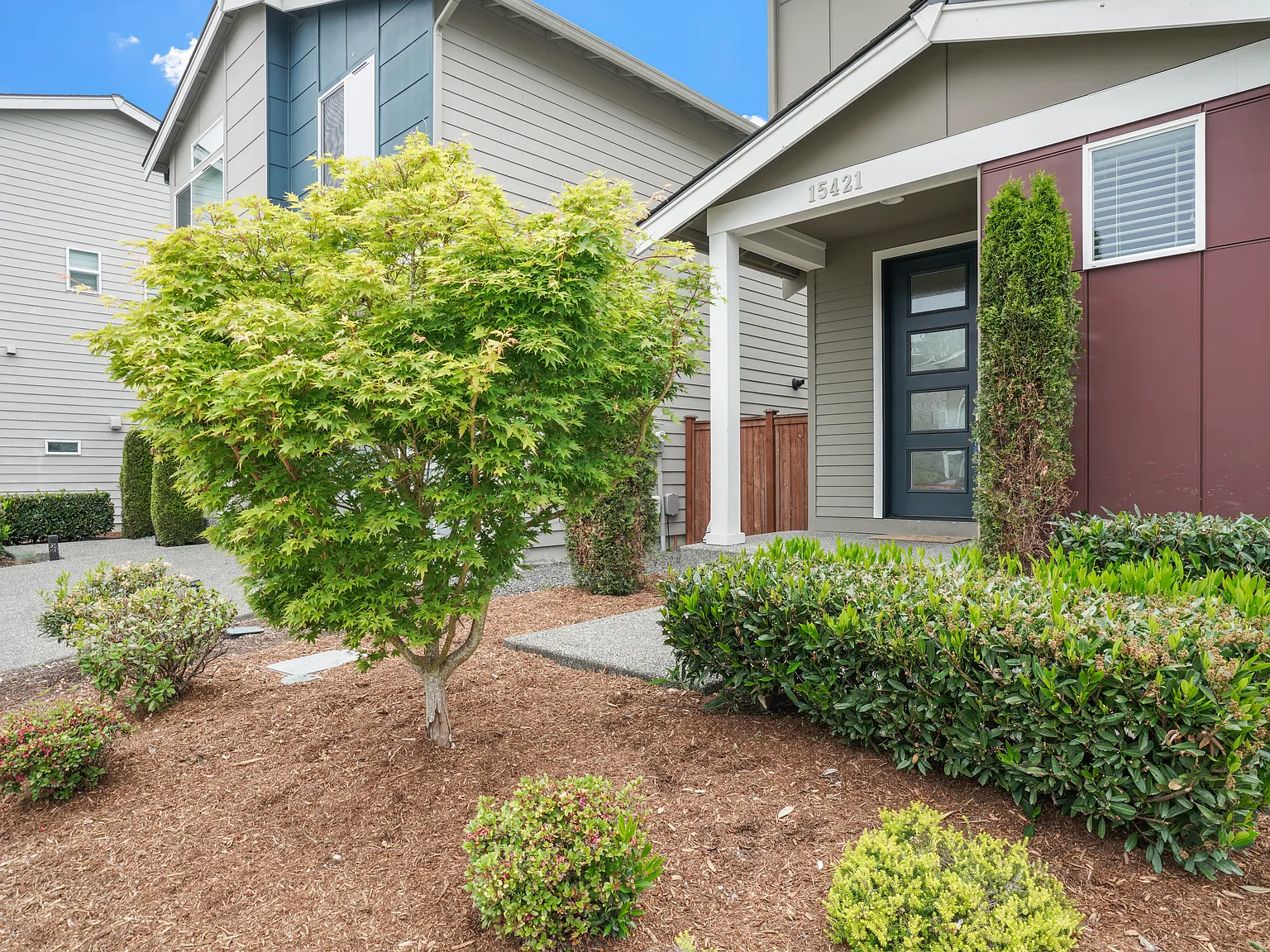 4 bed, 2.5 bath, 2124 sqft, $3,395 — Photo 3