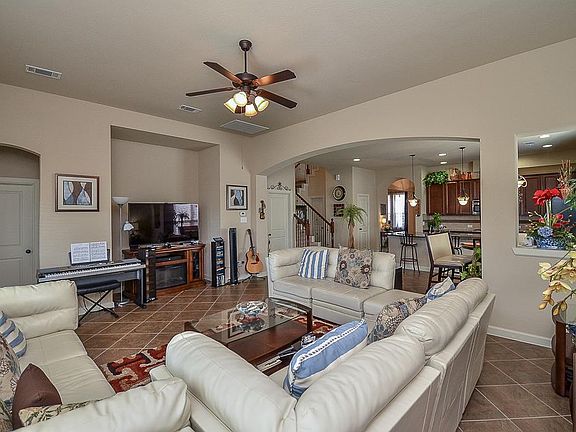 5th image of 26234 Southern Glen Ln