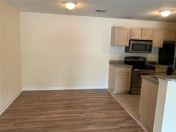 4th image of 8813 Latrec Ave #7107