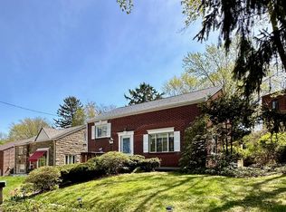 55 Seneca Dr, Pittsburgh, PA 15228