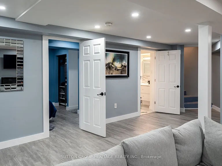 1059 Riverview Cres #BASEMENT — Photo 10