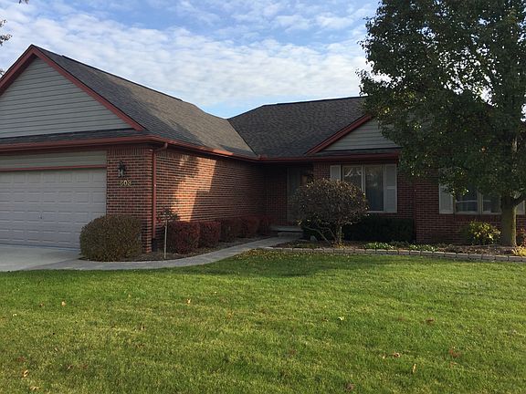 3rd image of 603 Old Farm Ln