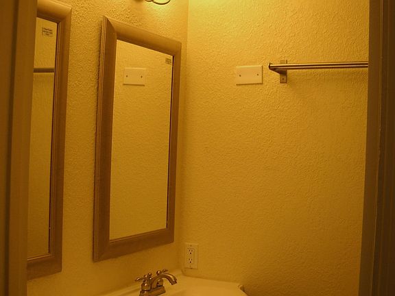 DOUBLE SINKS/MIRRORS/FAUCETS/LIGHTS/OUTLETS