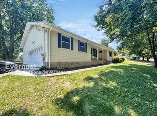 5438 Village Garden Dr, Ooltewah, TN 37363