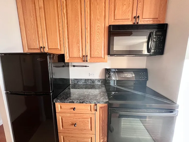 10883 Saskatchewan Dr NW #1401 — Photo 7