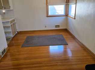 1072 Thomas Ave, Saint Paul, MN 55104