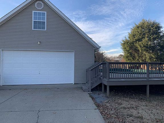 3rd image of 289 Ardmoor Dr