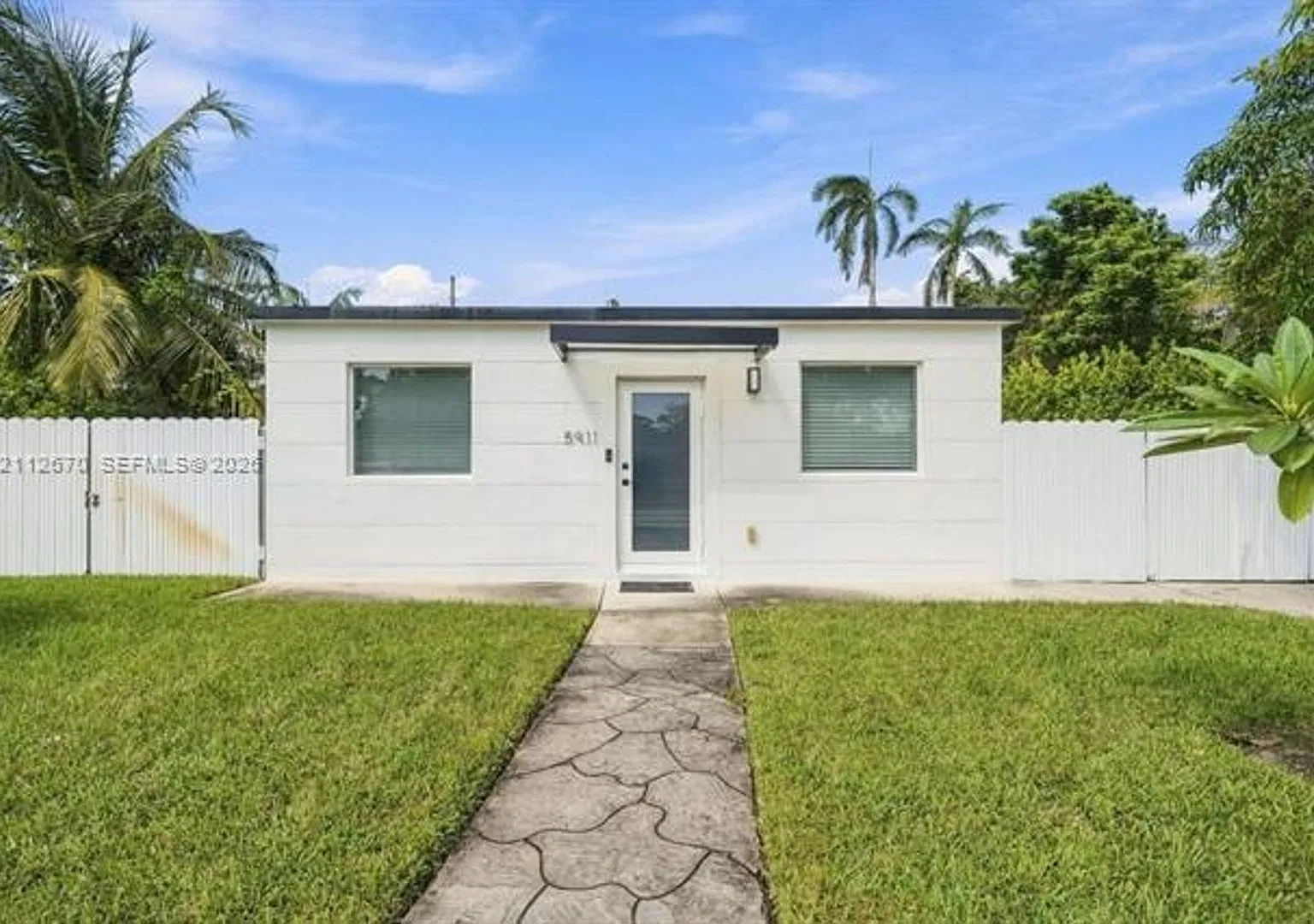 5911 SW 62nd Ter # 0, South Miami, FL 33143 — Photo 3
