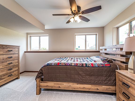 4th image of 3763 Strawberry Glen Dr