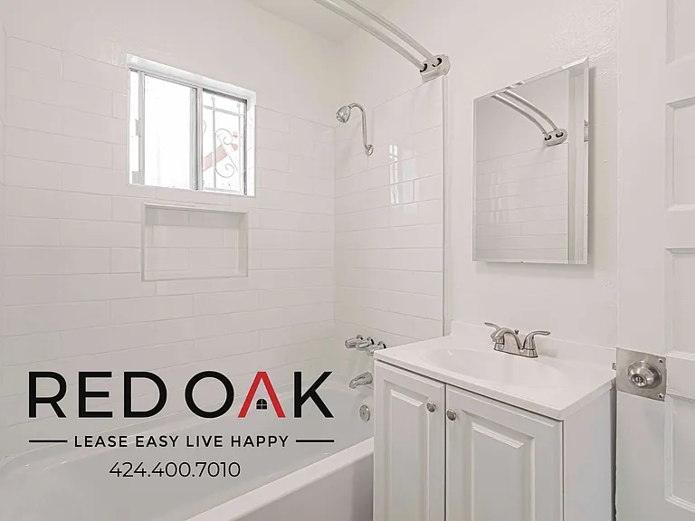 5217 Virginia Ave #5221-1/2 — Photo 18
