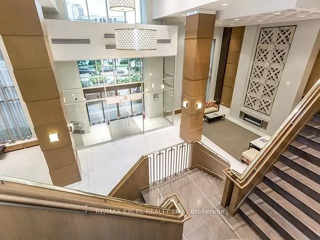 100 Harrison Garden Blvd #423 — Photo 23