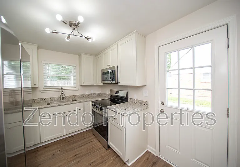 1733 Parkview Ave #A — Photo 9