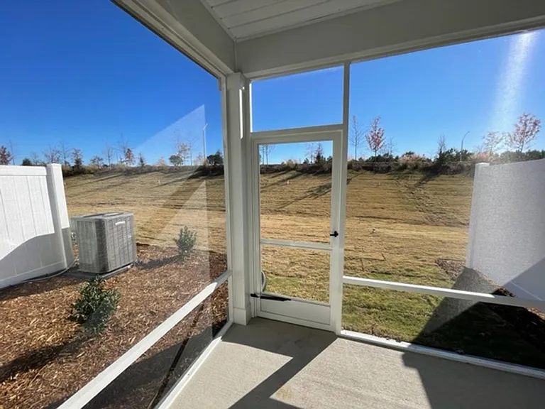 5010 Tura St — Photo 18