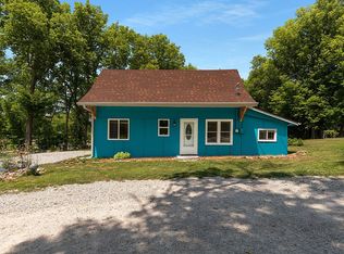 30250 W 82nd Pl, De Soto, KS 66018