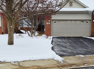 754 River Place Dr, Bourbonnais, IL