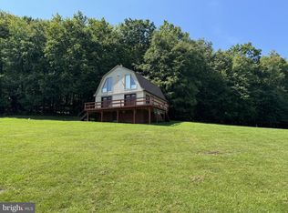 1085 Stearns Rd, New Milford, PA 18834