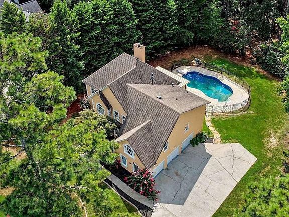 4th image of 205 Harbor Lakes Way