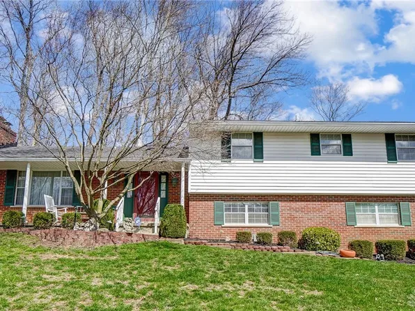 127 W Woodbury Dr, Dayton, OH 45415