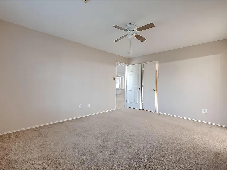 10902 Primrose Acres Ln — Photo 16
