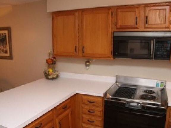 4th image of 12940 Bryce Canyon Dr APT B