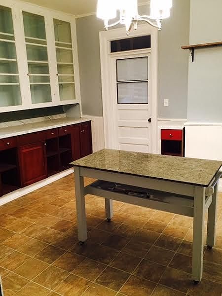 1st image of 498 W Ferry St #1