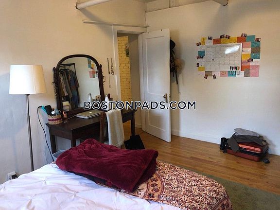 3rd image of 99 Hancock St #Ub1