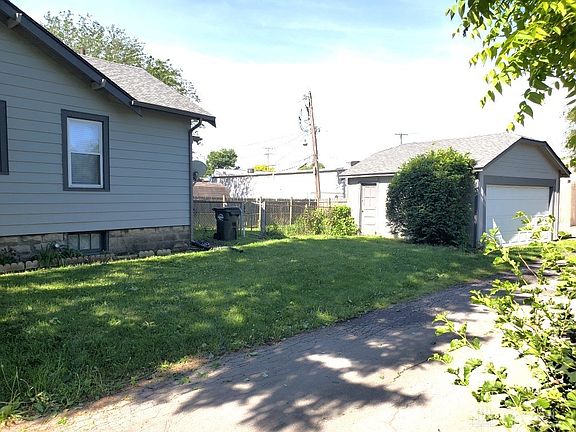 4th image of 411 S 2nd St