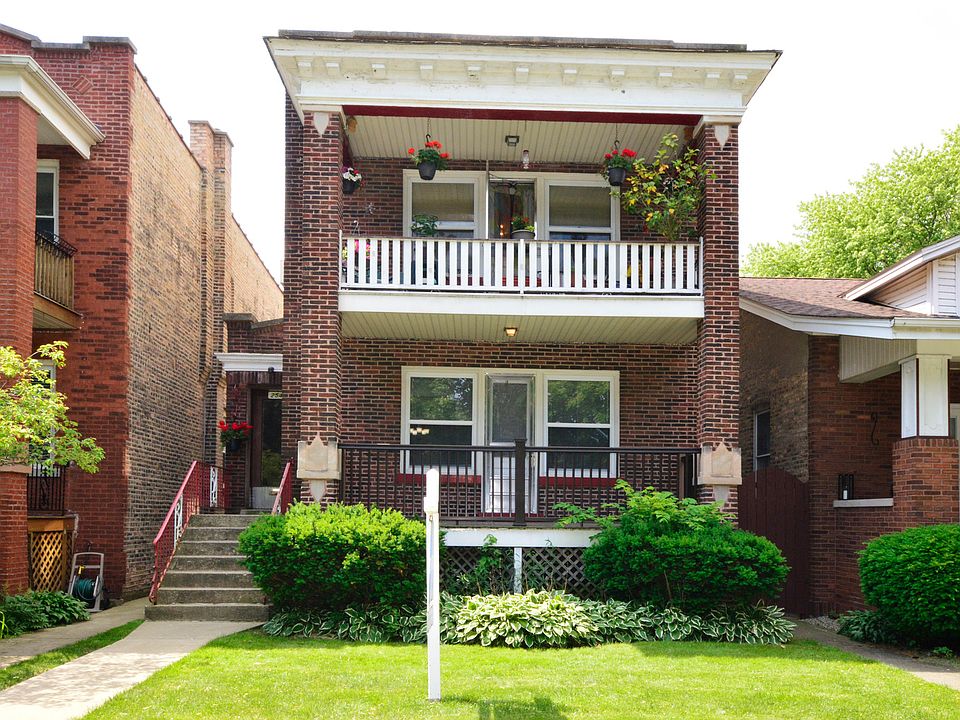 1st image of 2541 W Hutchinson St #1