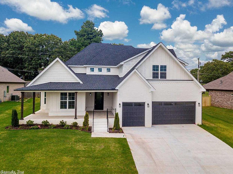 1st image of 9724 Hickory Heights Dr