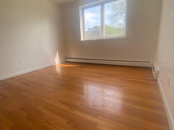 3rd image of 99 Huntington St #803