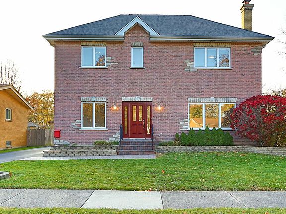 2nd image of 704 N Eastwood Ave
