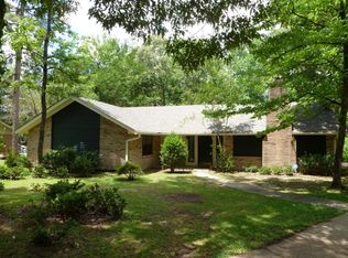 45 Poplar Dr, Hattiesburg, MS 39402