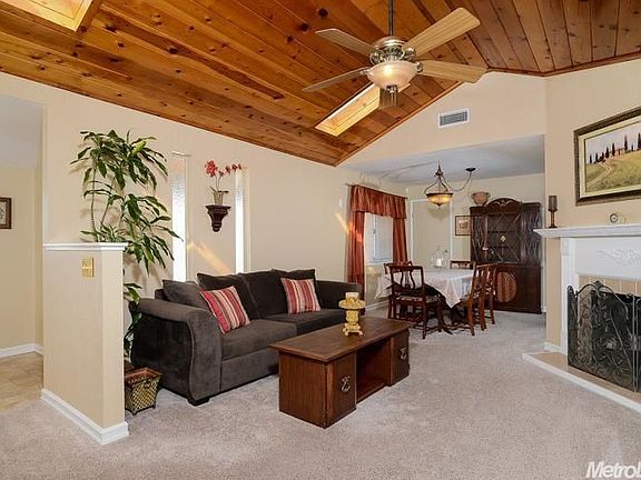 4th image of 6420 Clara Way