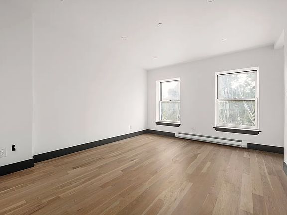 3rd image of 175 Halsey St #3