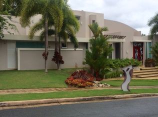 Azucena St. Urb. Santa Maria #6, Rio Piedras, PR 00927