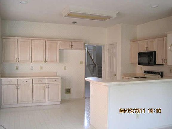 4th image of 2719 Cherlin Pl