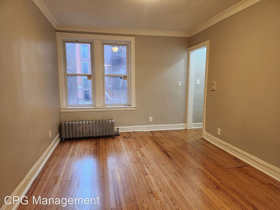 1st image of 7014 S Clyde Ave #1W