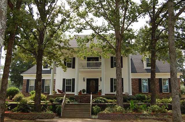 1st image of 5105 Forest Hill Dr N
