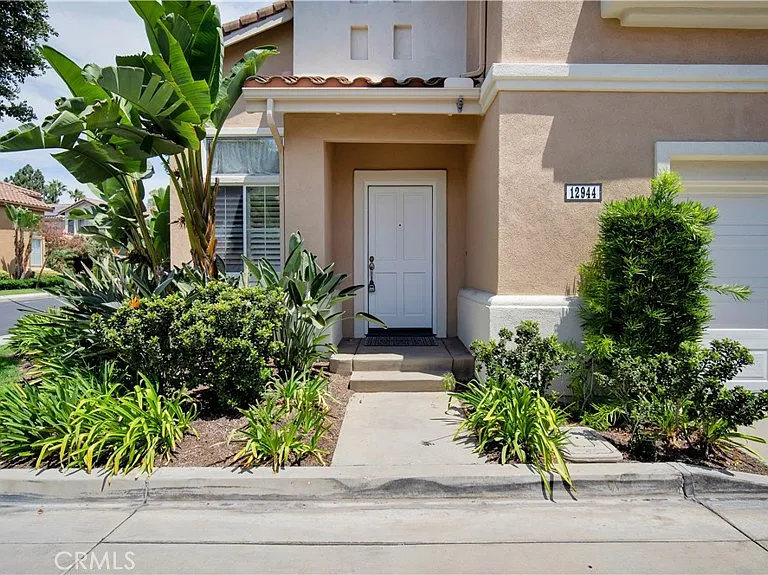 12944 Maxwell Dr — Photo 40