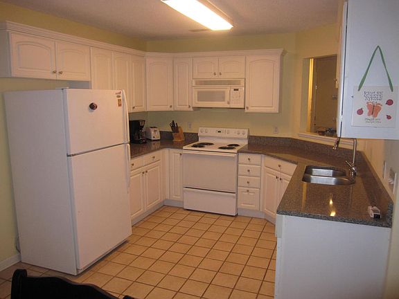 3rd image of 3008 Ginnbrooke Ln