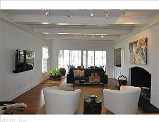 3rd image of 1308 Wren Pl